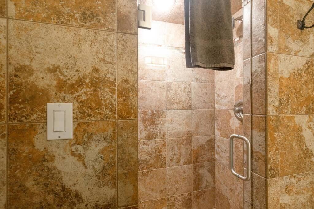 Downtown Chalet Close To Main St With Pool And Hot Tub Breckenridge Exterior photo